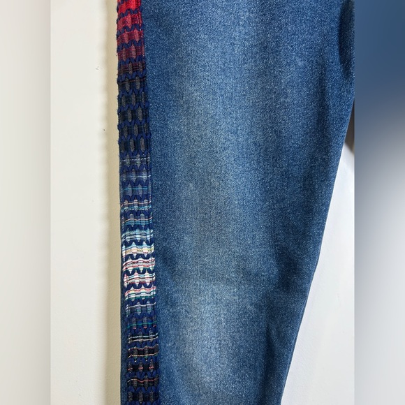 Levis 721 Made & Crafted High Rise Unique Woven Side Detail Size 27/30 - Picture 16 of 16